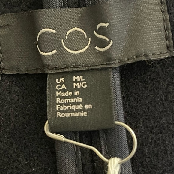 COS Black Wool Blend Longline Cape Poncho Coat Pockets size L - XL NWT MSRP $350 - Picture 10 of 13